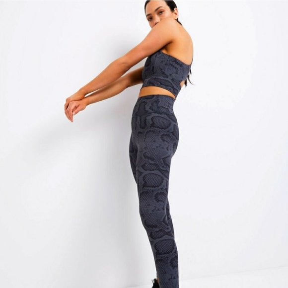 All Fenix Snake Snakeskin Blue Grey & Black Longline Sports Bra - Picture 4 of 11